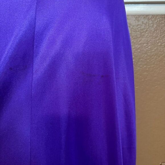 Vintage Size S Lace Trim Floor Length Lingerie Nightgown Royal Purple Romantic - Picture 7 of 8